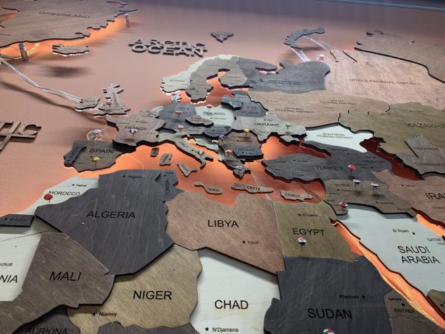 Weltkarte: Internationaliät am GMB